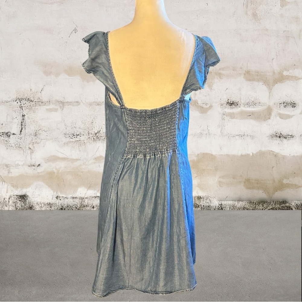 Love, Fire Light Blue Denim Dress Size Large - Picture 5 of 7
